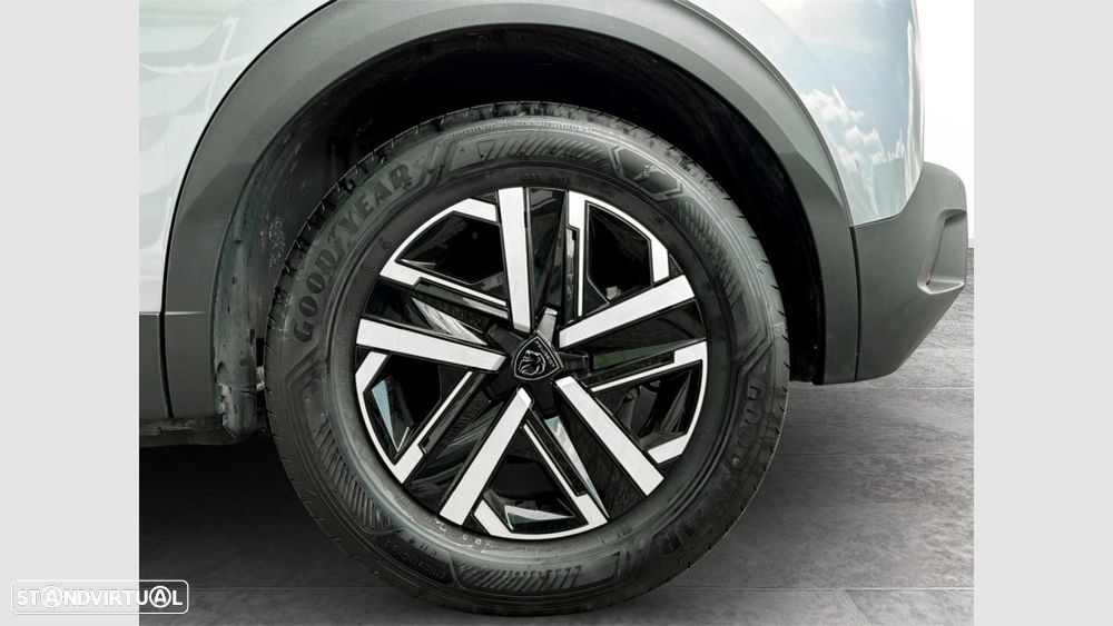 Peugeot e-2008 50 kWh Active Pack - 23
