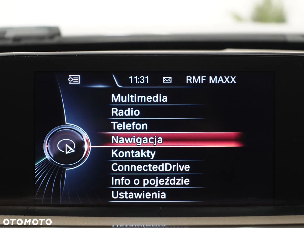 BMW Seria 3 320d xDrive Modern Line - 33