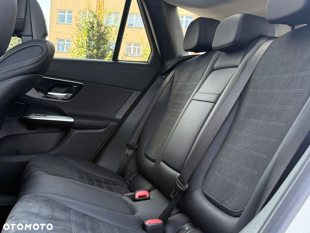 Mercedes-Benz GLC 200 mHEV 4-Matic AMG Line - 14