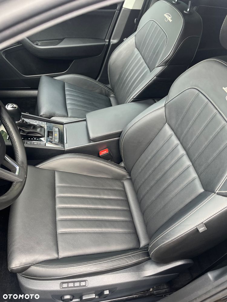 Skoda Superb 2.0 TDI SCR 4x4 L&K DSG - 16
