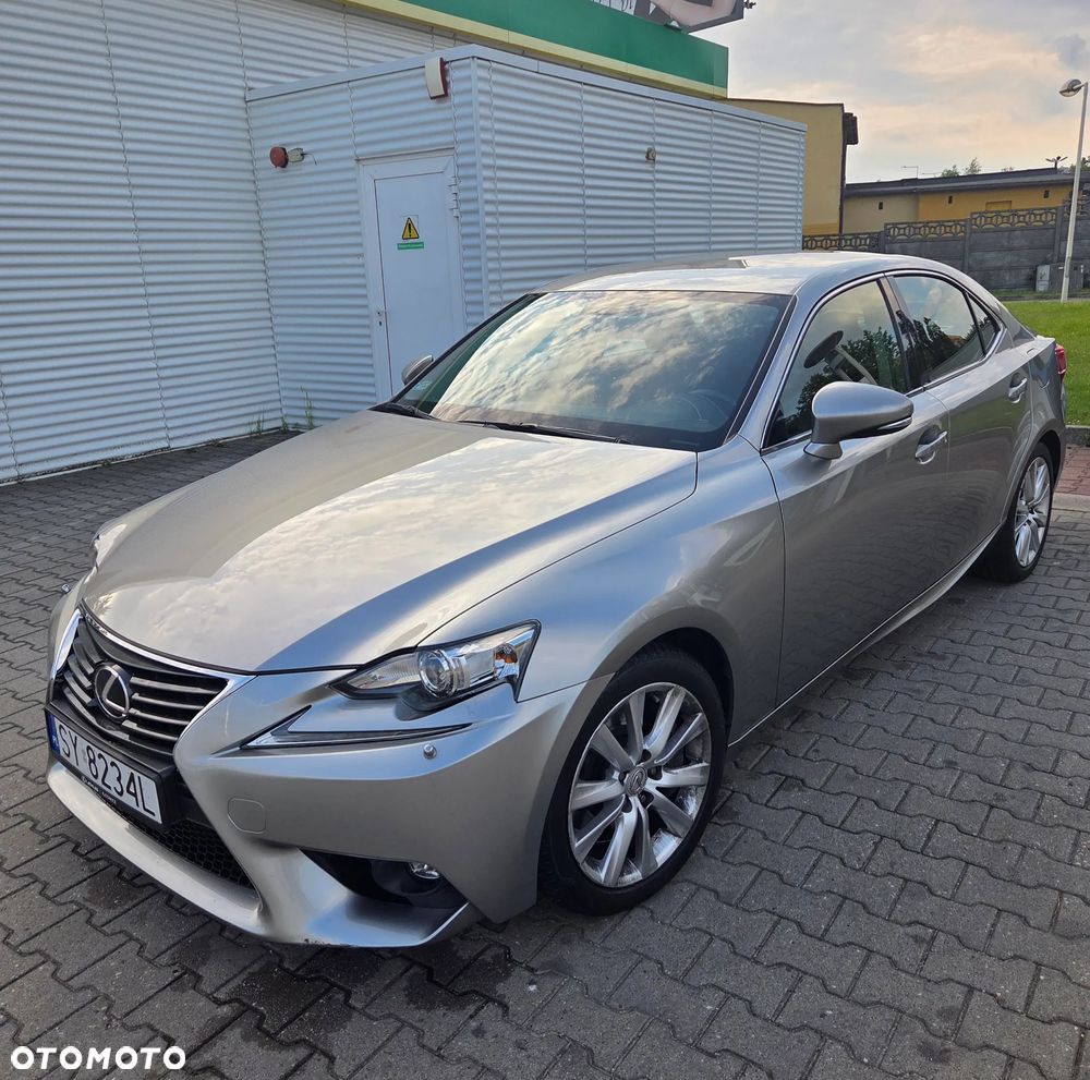 Lexus IS 200t Elegance - 1