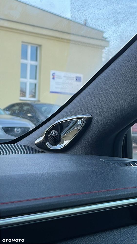 Toyota Corolla 2.0 Hybrid GR Sport Dynamic - 23