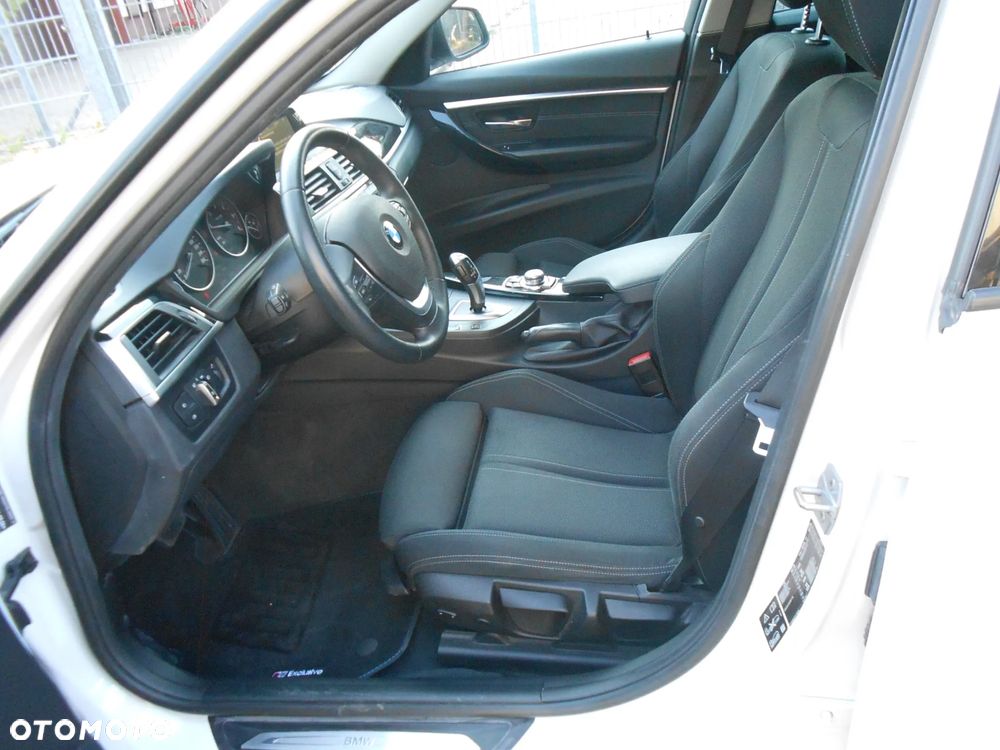 BMW Seria 3 320d Advantage sport - 11