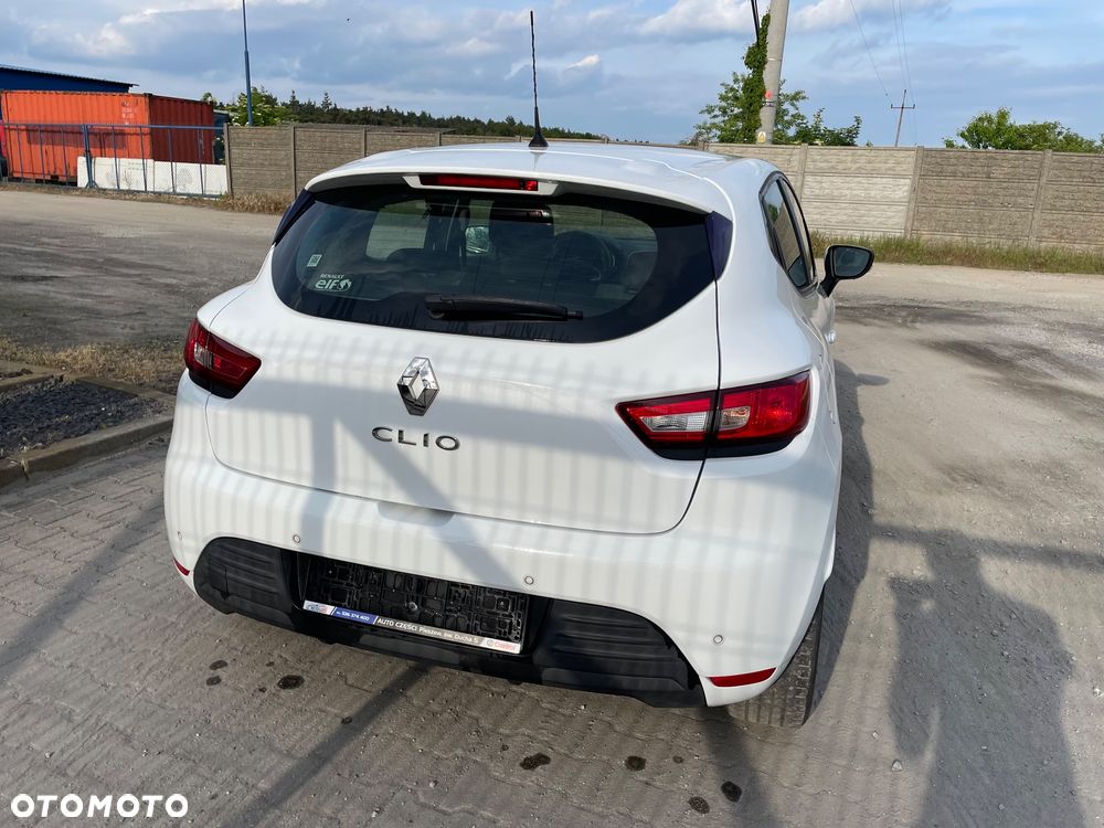 Renault Clio - 9