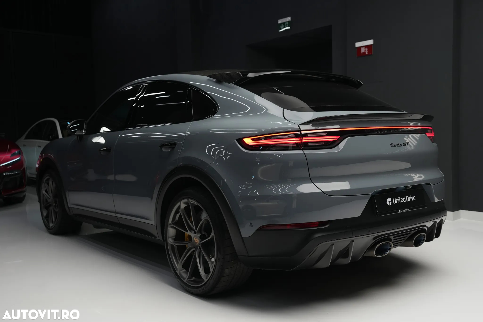 Porsche Cayenne Coupe Turbo - 31