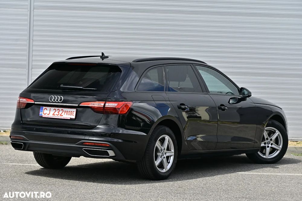 Audi A4 Avant 30 TDI S tronic - 9