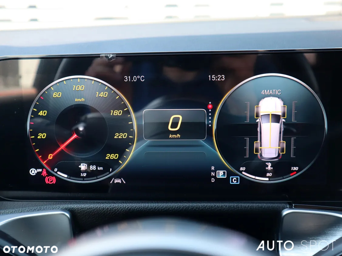 Mercedes-Benz GLB 250 4-Matic AMG Line 8G-DCT - 25