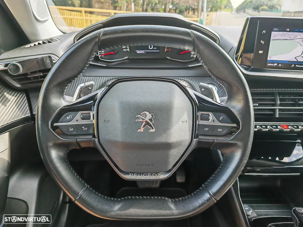 Peugeot 2008 1.5 BlueHDi Allure Pack EAT8 - 16