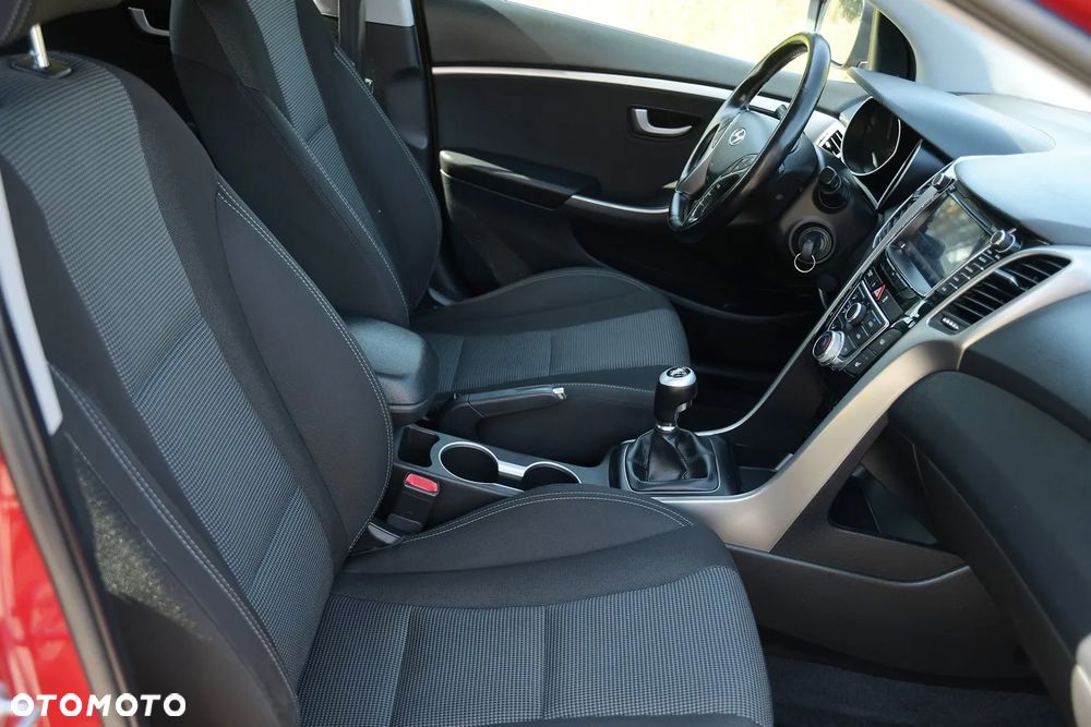 Hyundai i30 - 19