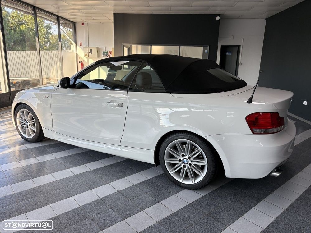 BMW 120 d Limited Edition Lifestyle c/ M Sport Pack - 7