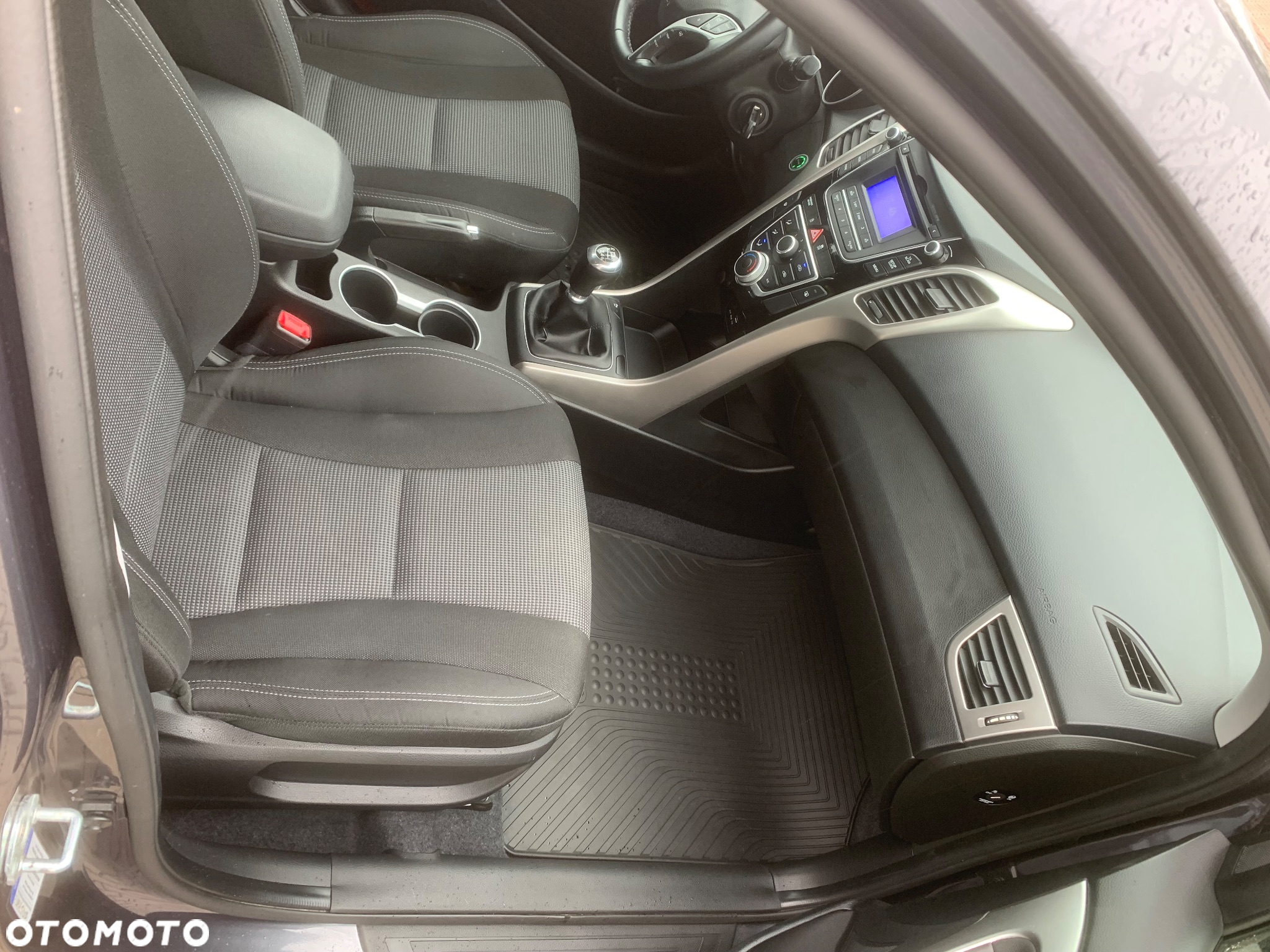 Hyundai i30 1.6 Comfort - 15