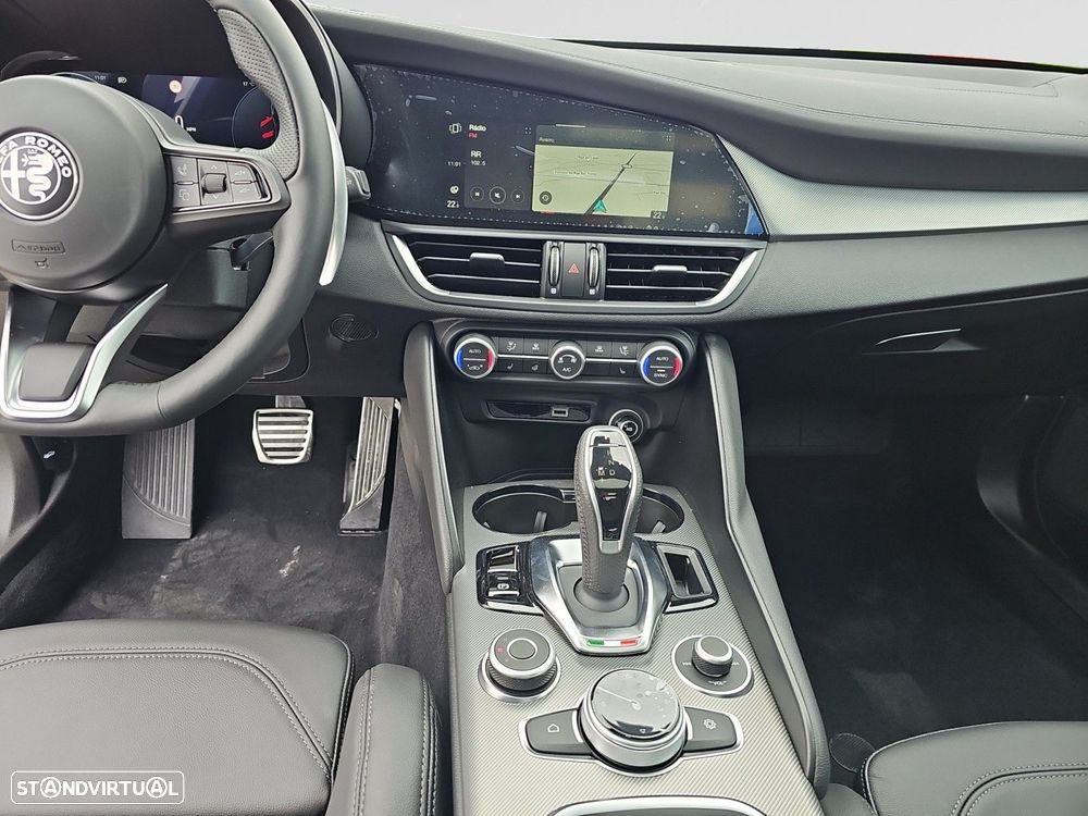 Alfa Romeo Giulia - 14