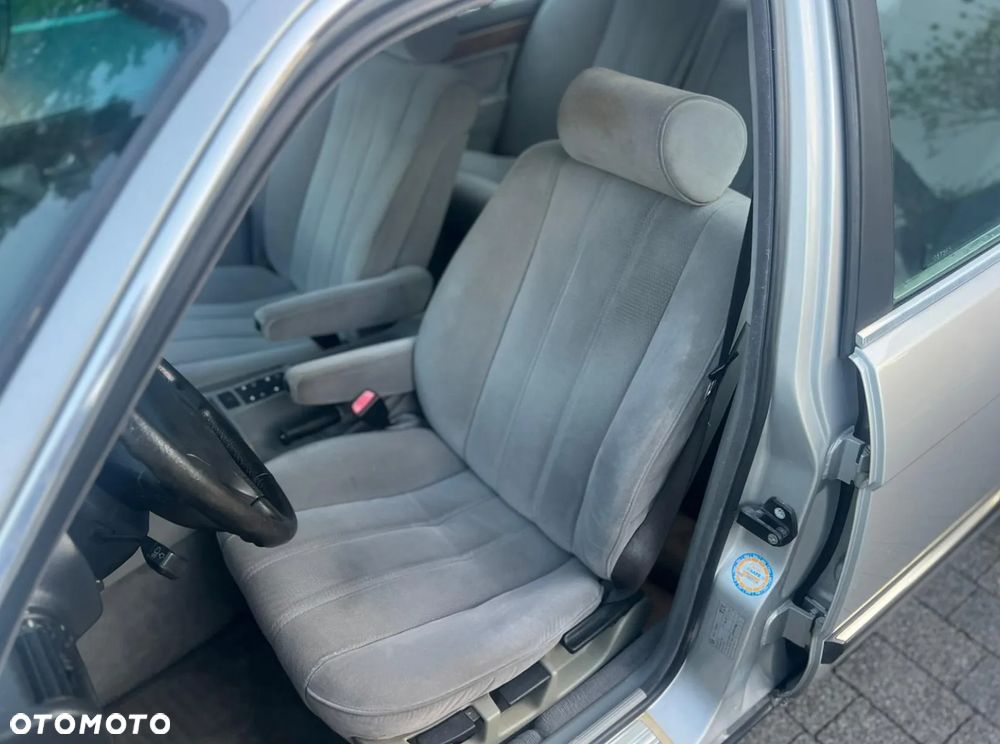 BMW Seria 7 740i V8 - 19