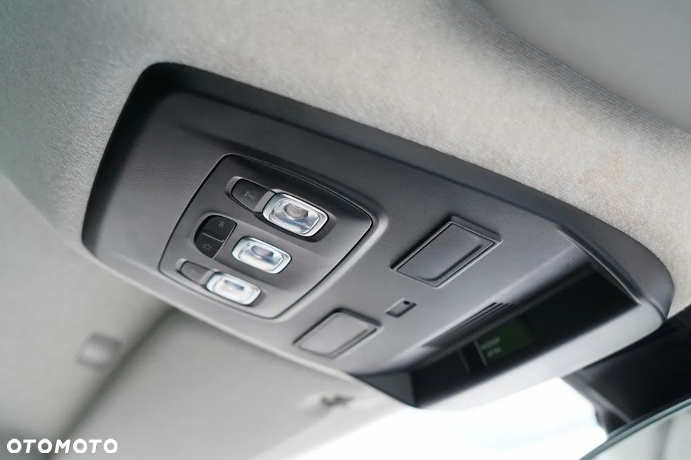 Renault TRAFIC III / BUS / 9 MIEJSC / 2022 ROK / PIERWSZY WŁAŚCICIEL / SERWISOWANY - 28