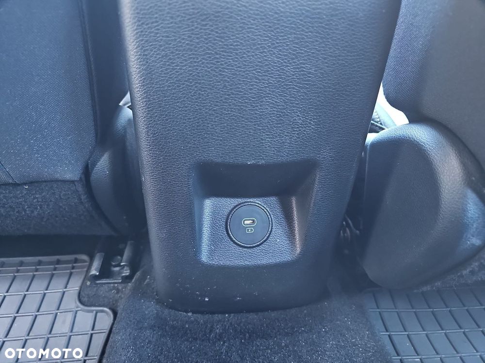 Kia Ceed 1.5 T-GDI M - 30