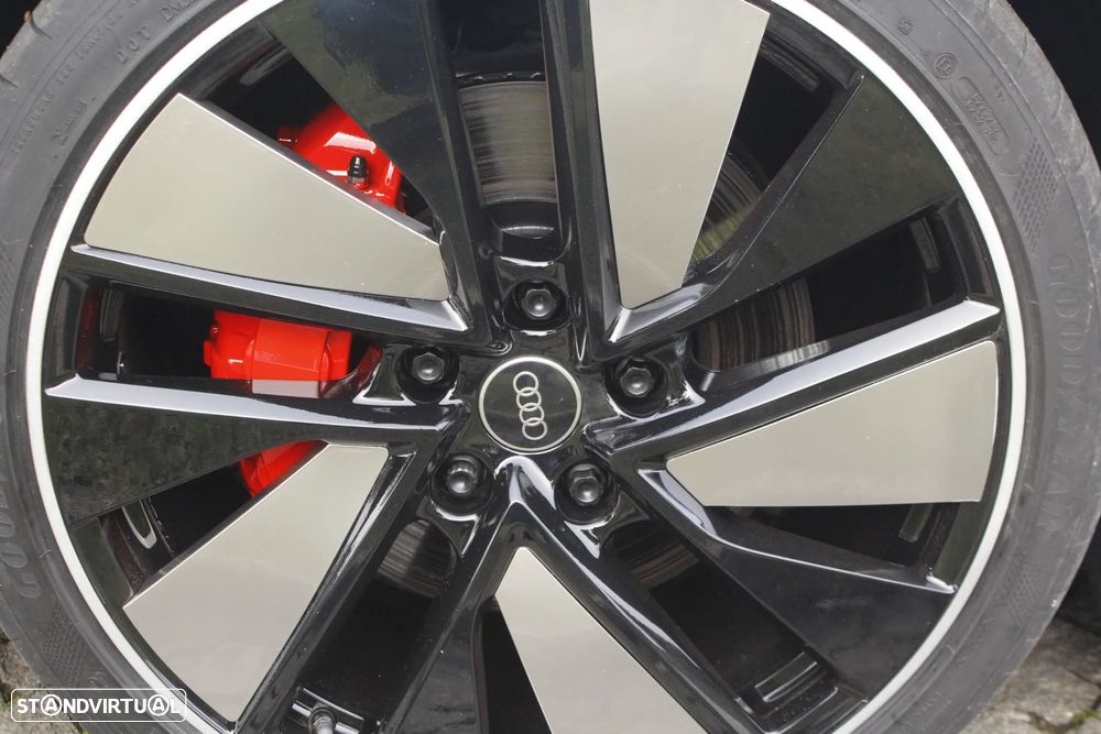 Audi e-tron GT quattro - 10