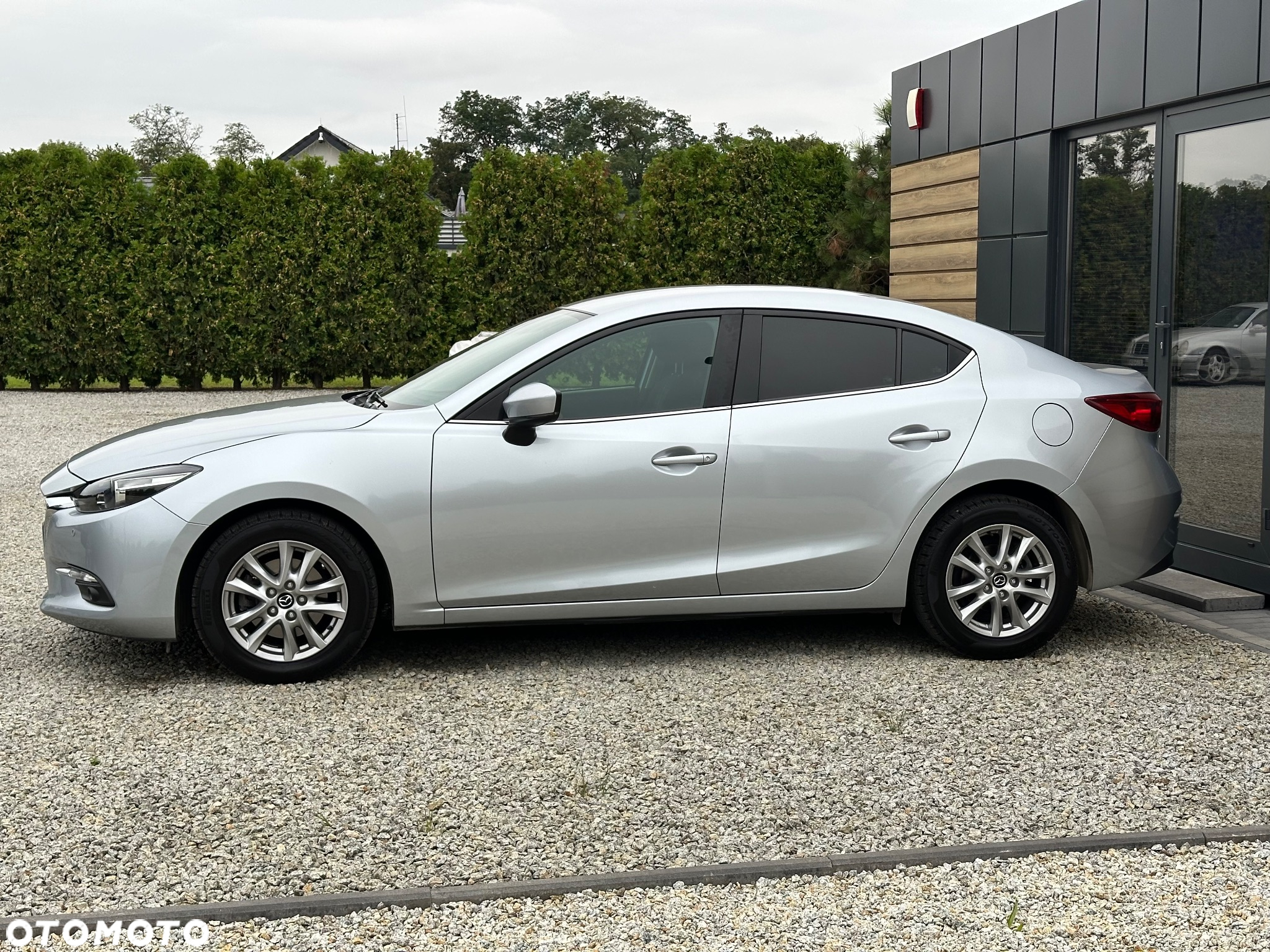 Mazda 3 - 4