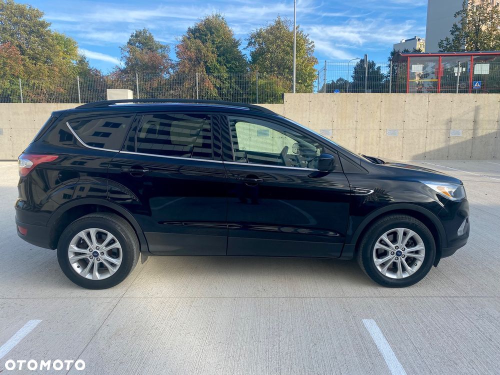 Ford Escape 2018 photo 2