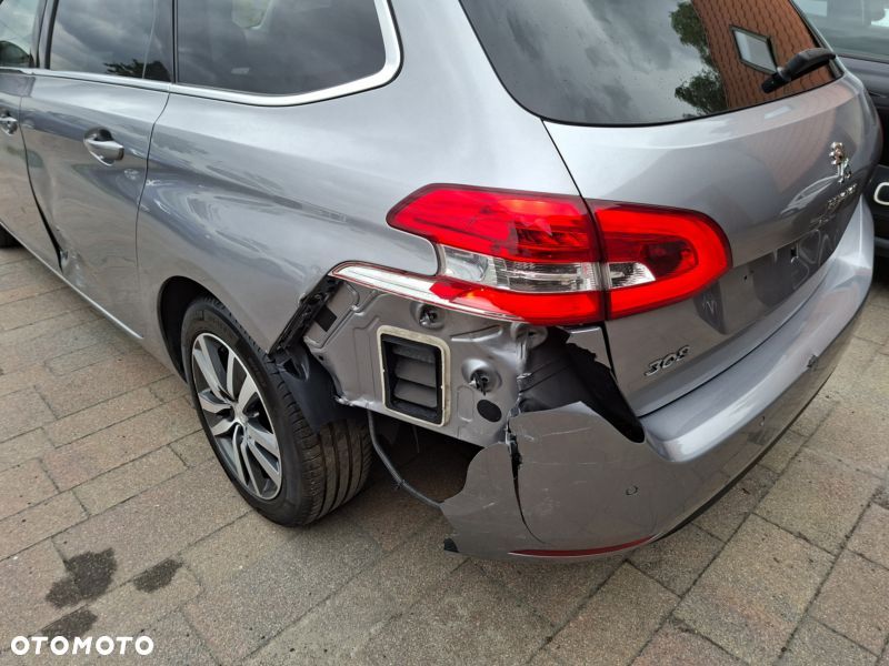 Peugeot 308 PureTech 130 GPF EAT8 Stop & Start Allure Business-Paket - 12