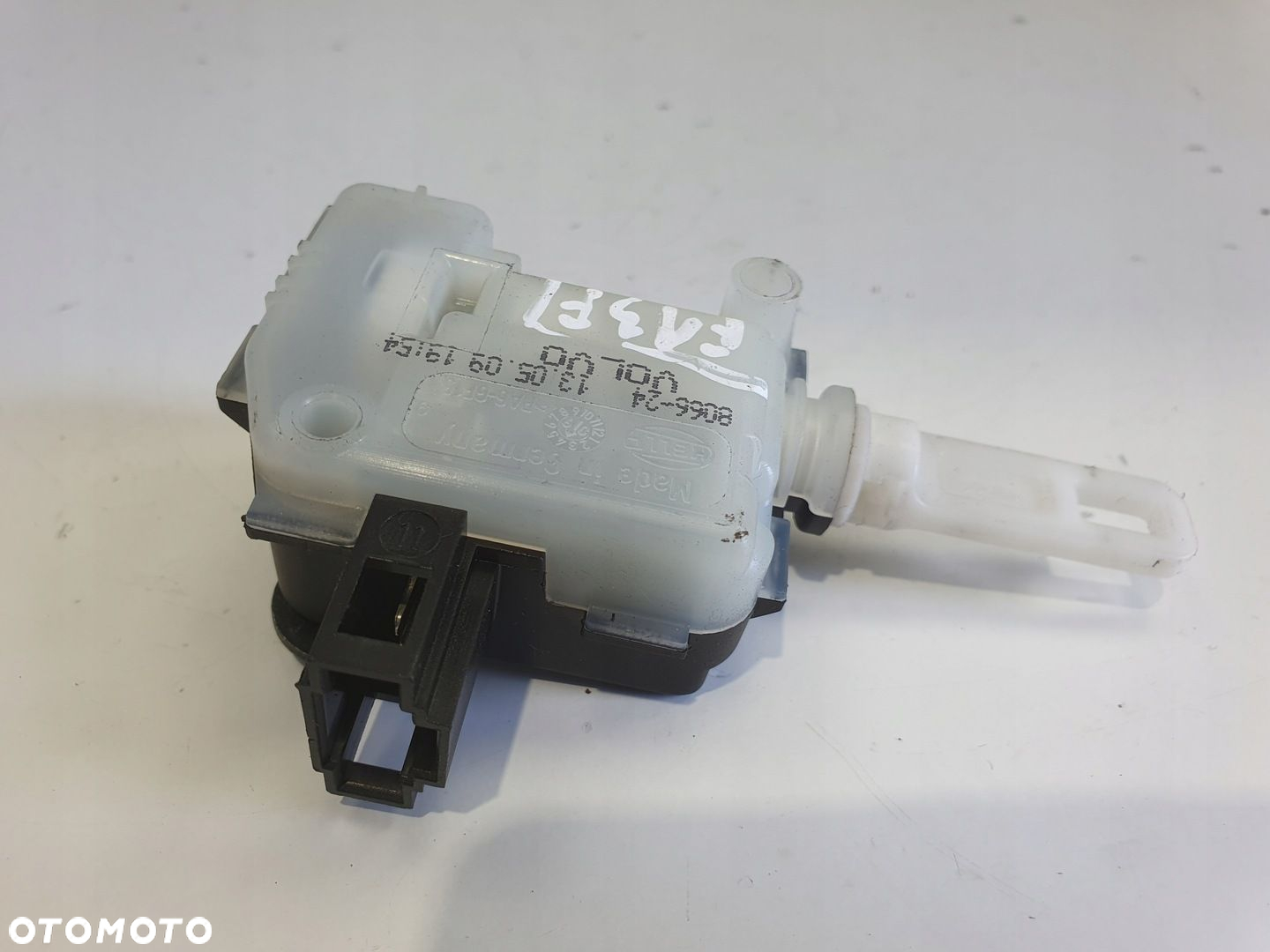 Volvo VOLVO C70 II Cabrio SIŁOWNIK KLAPKI WLEWU PALIWA 8066-24 - 4