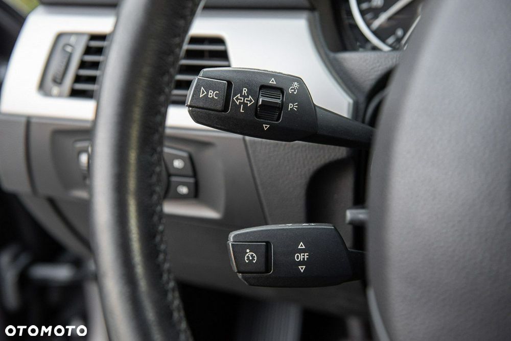 BMW Seria 3 320d - 21