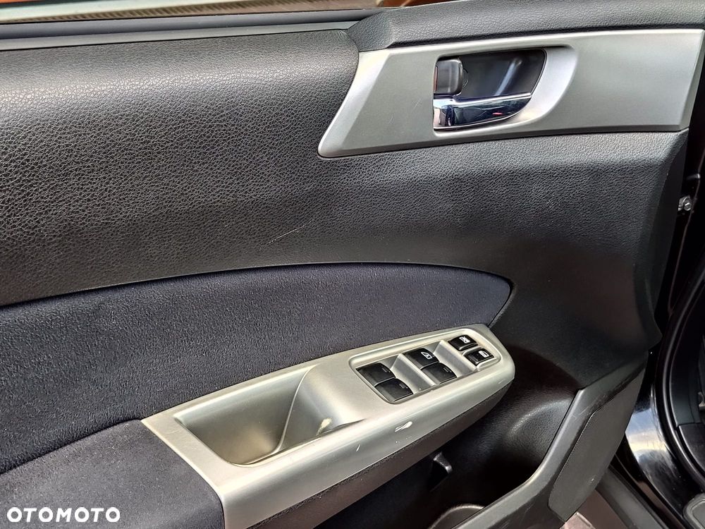 Subaru Forester 2.0X Automatik Exclusive - 24