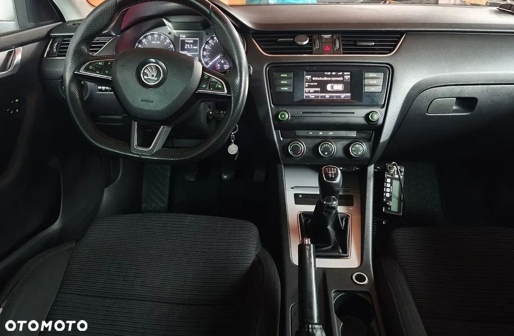 Skoda Octavia 1.6 TDI Ambition - 6