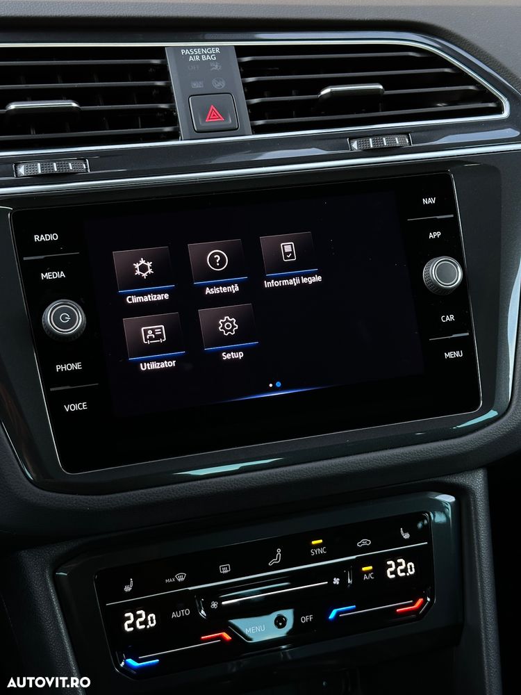 Volkswagen Tiguan 2.0 TDI SCR 4MOTION DSG Elegance - 26