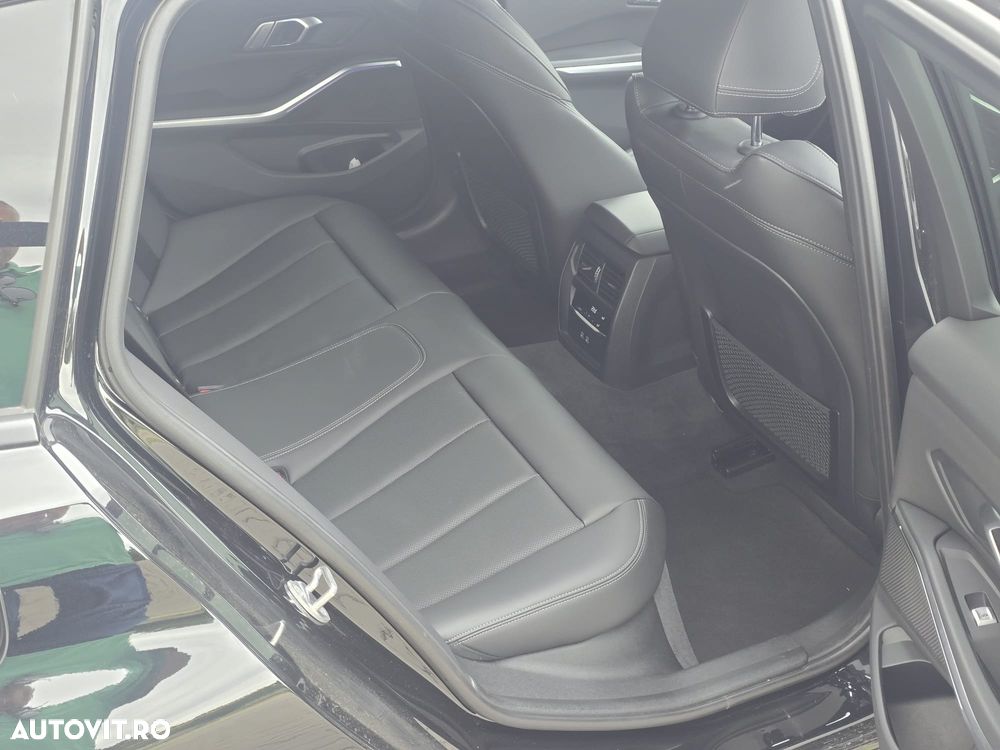 BMW Seria 3 330e xDrive AT PHEV - 15