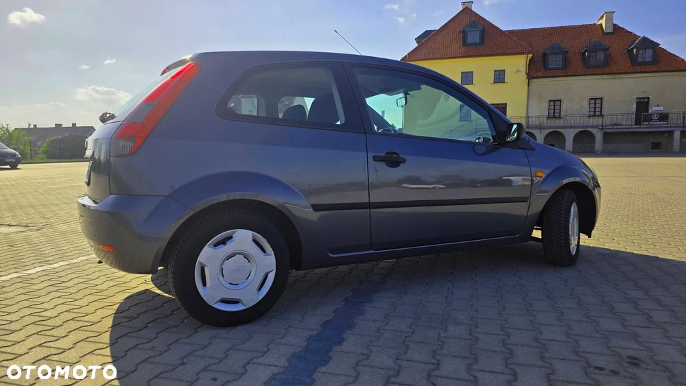 Ford Fiesta 1.4 Ghia - 4