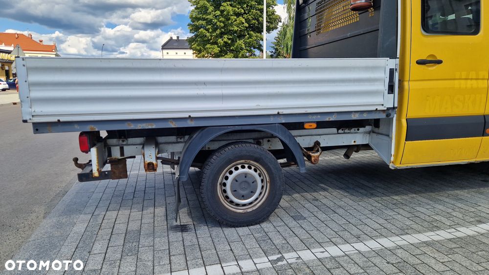 Mercedes-Benz Sprinter - 10