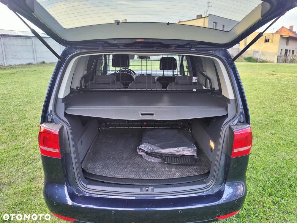Volkswagen Touran 1.4 TSI DSG Life - 6