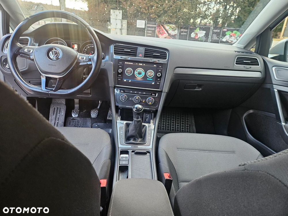 Volkswagen Golf Variant 1.6 TDI BMT Comfortline - 27
