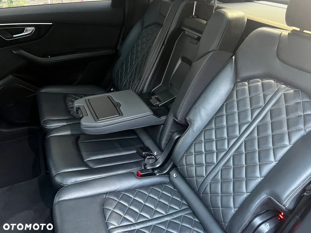 Audi Q7 50 TDI mHEV Quattro S Line Tiptr - 25
