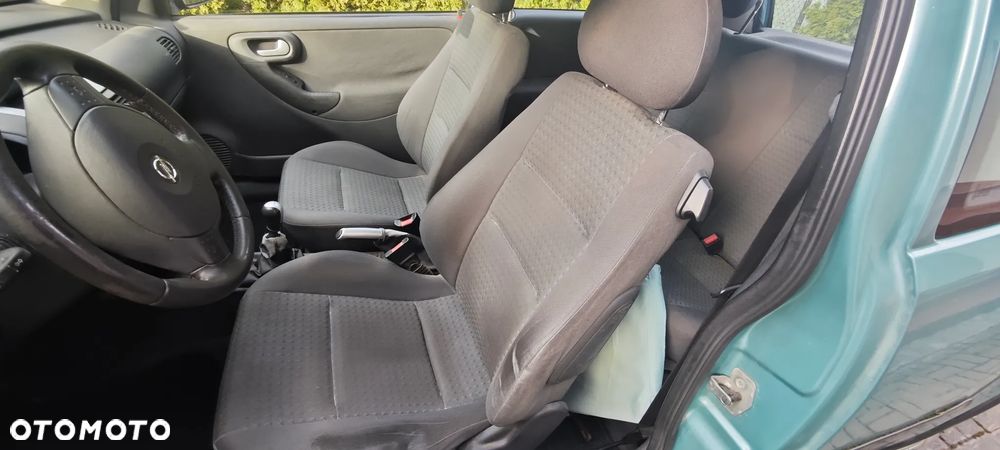 Opel Corsa 1.2 16V Sport - 10