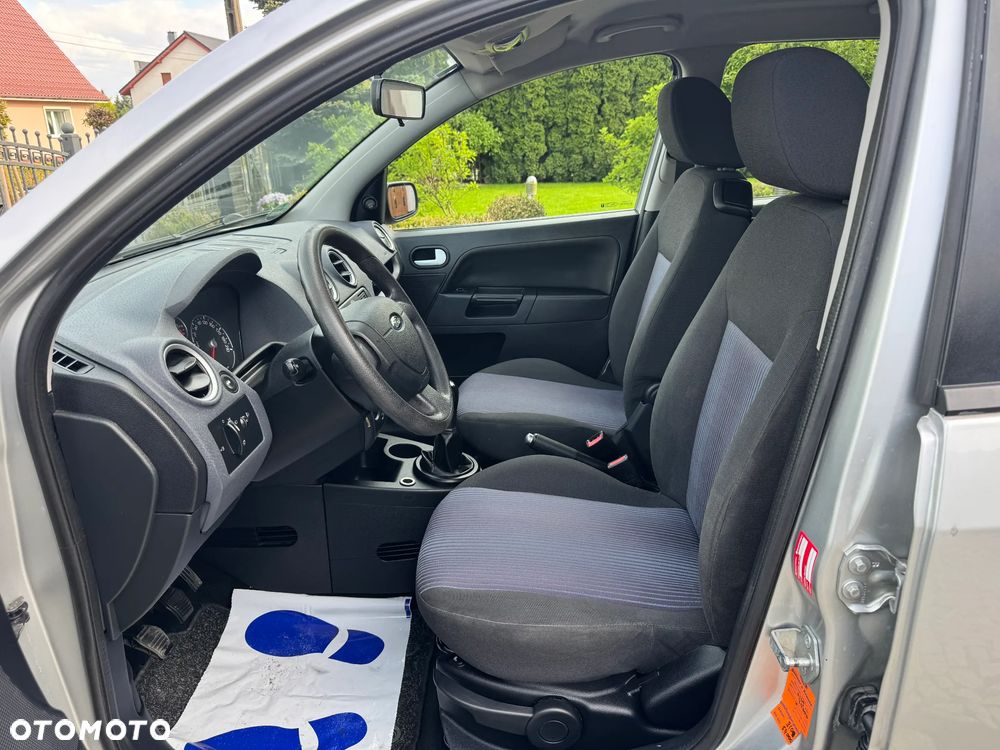 Ford Fusion 1.6 Elegance - 26