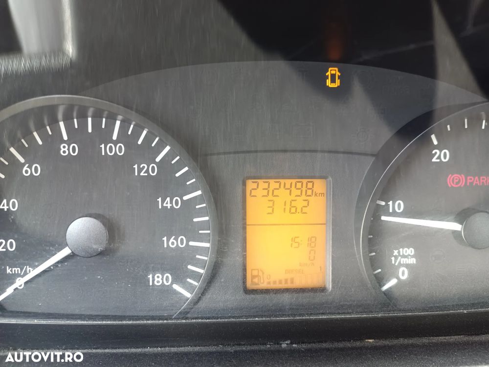 Mercedes-Benz Sprinter - 10