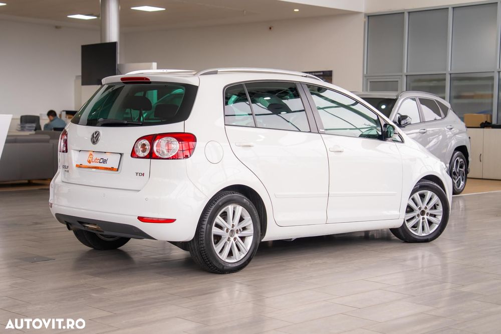 Volkswagen Golf Plus 1.6 TDI DPF Style - 11