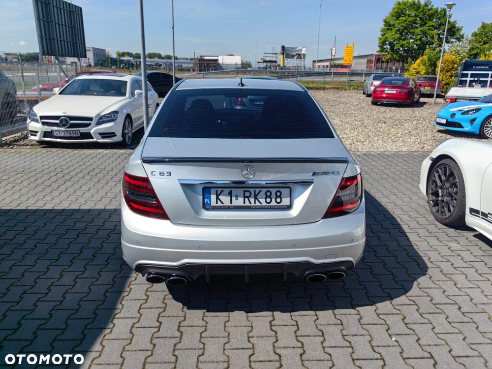 Mercedes-Benz Klasa C 63 AMG 7G-TRONIC Performance Plus - 8