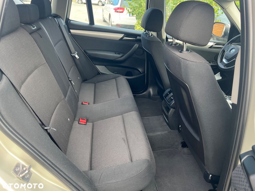 BMW X3 xDrive20d - 29