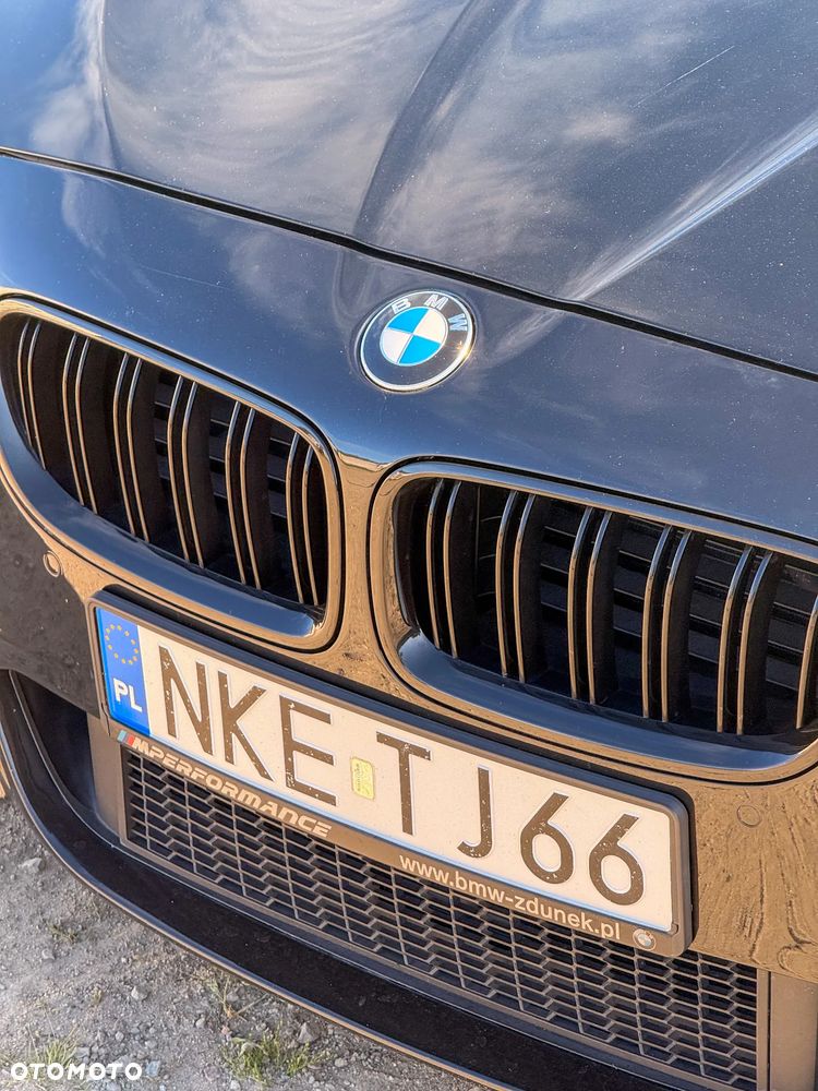 BMW Seria 5 550i xDrive - 5