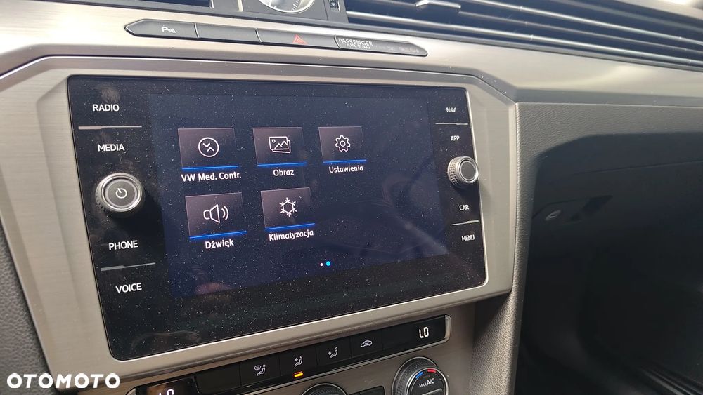 Volkswagen Passat 1.5 TSI EVO Essence DSG - 8