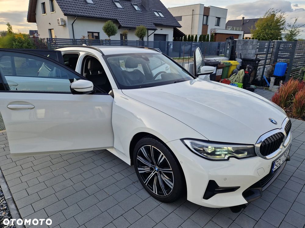 BMW Seria 3 318d Sport Line - 8