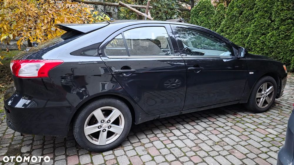 Mitsubishi Lancer 1.8 Invite - 6