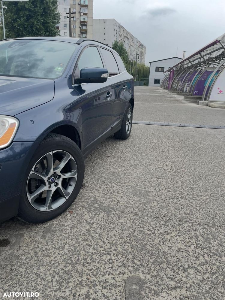Volvo XC 60 D5 AWD Summum - 6