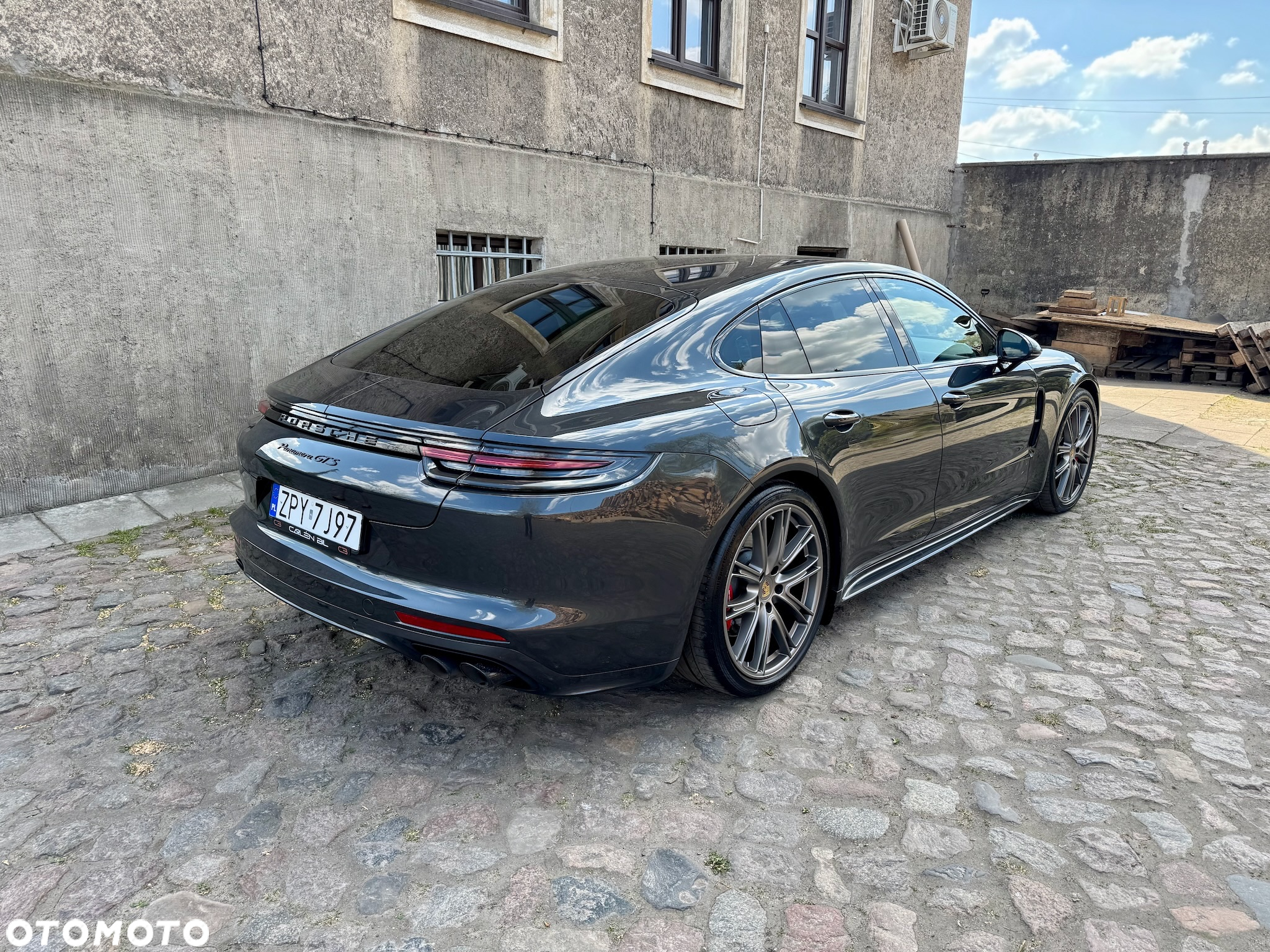 Porsche Panamera GTS - 7