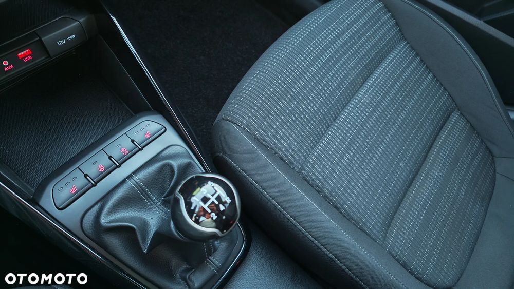 Kia Stonic 1.2 Dream-Team Edition - 24