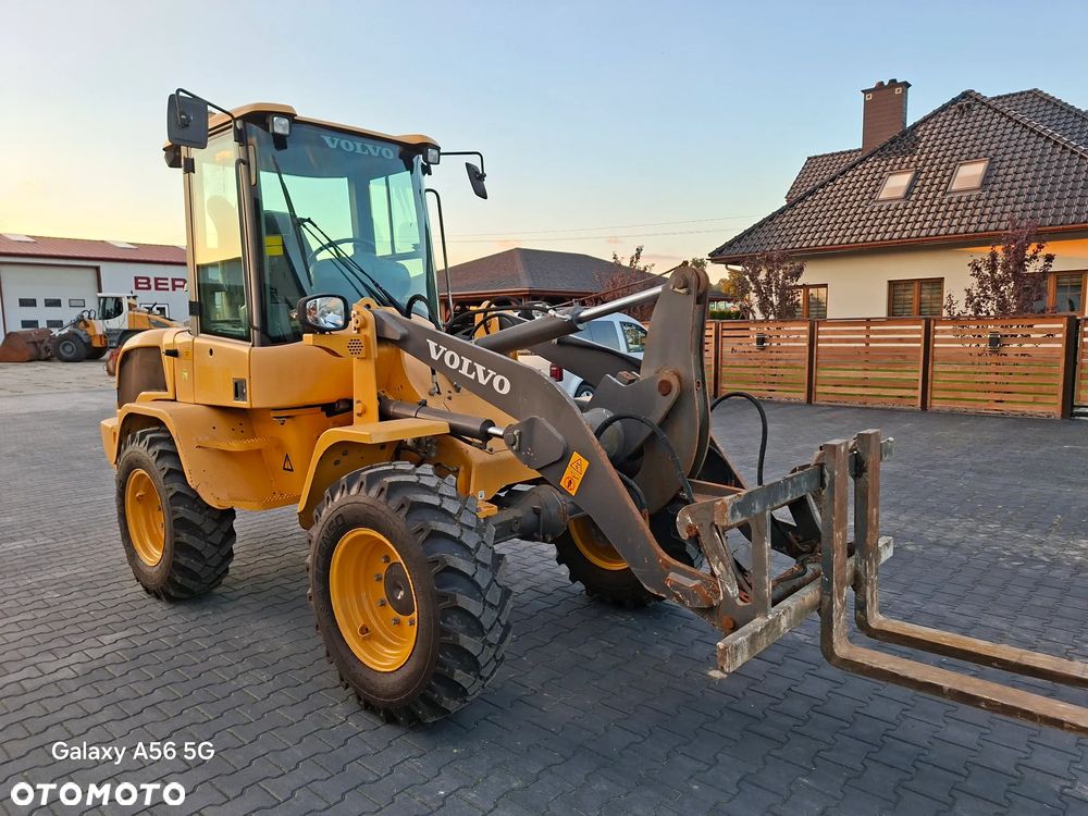Volvo L30G - 4