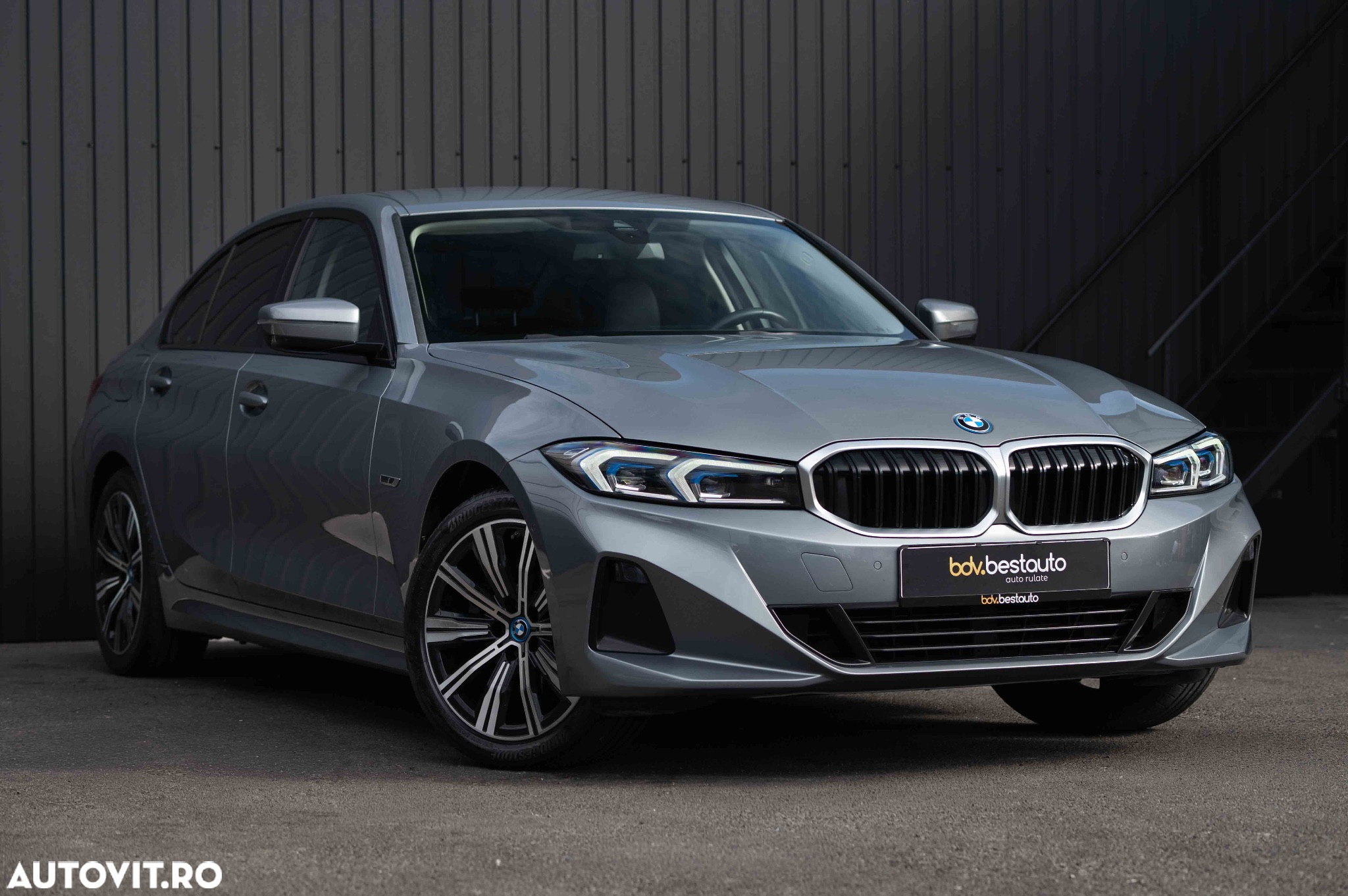 BMW Seria 3 320e AT PHEV - 40