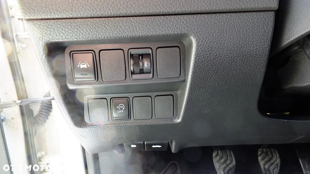 Nissan Qashqai 1.2 DIG-T N-Connecta EU6 - 21